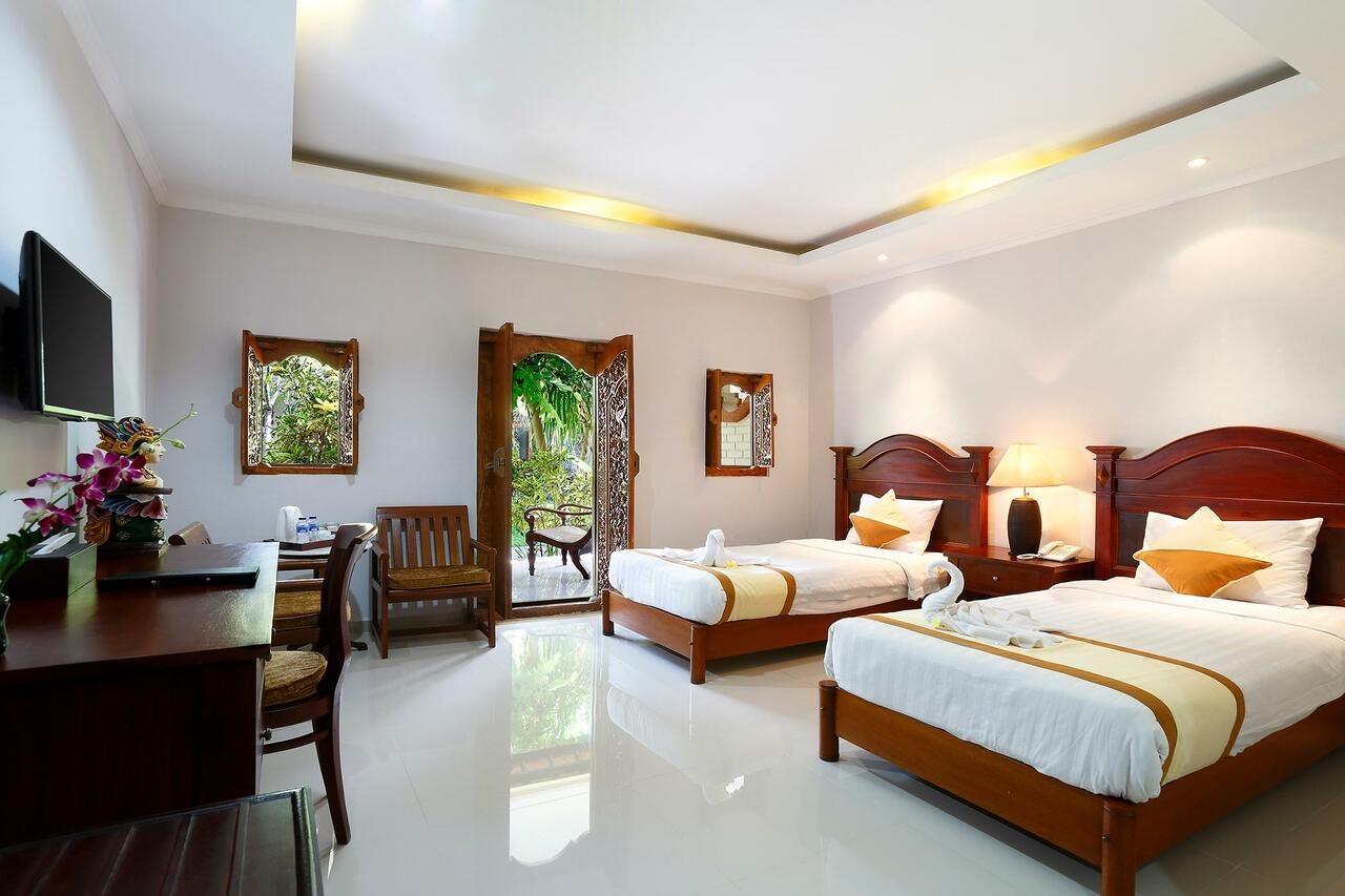 Shanti Front Sanur
