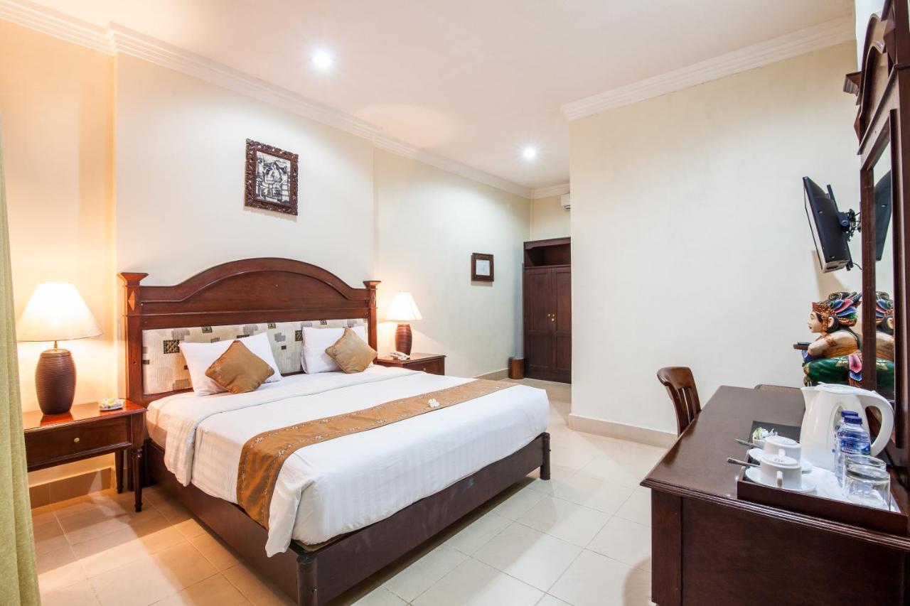 Shanti Front Hotel Sanur