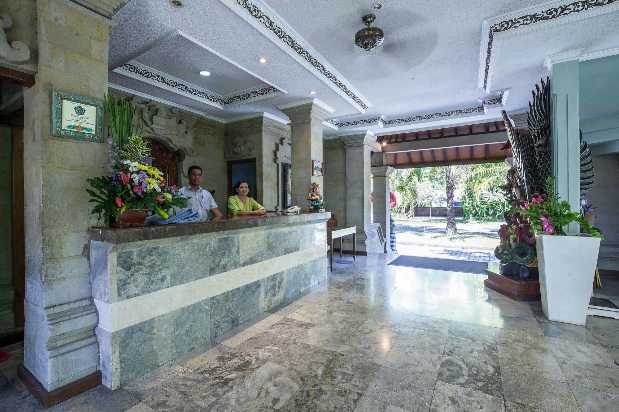 Shanti Front होटल Sanur (Bali)